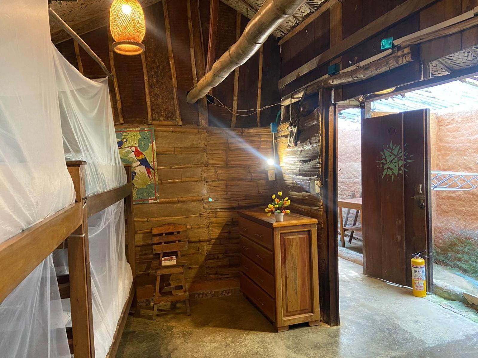 Colibri Hostal مينسا الغرفة الصورة