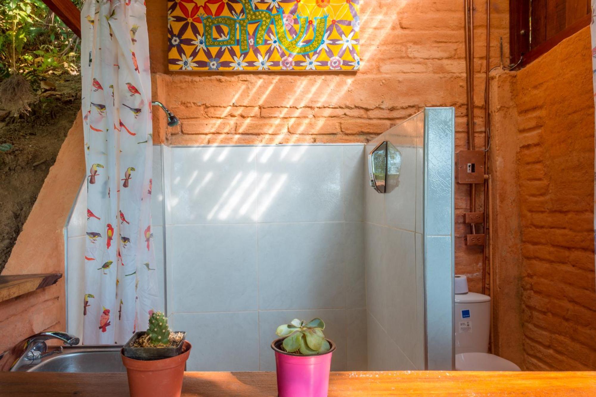 Colibri Hostal مينسا الغرفة الصورة