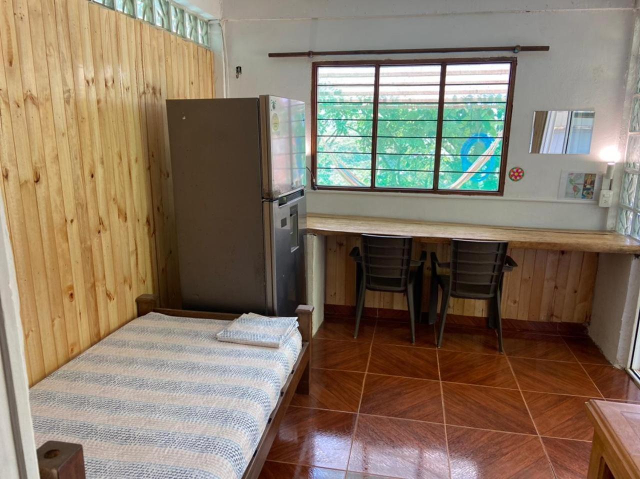 Colibri Hostal مينسا المظهر الخارجي الصورة