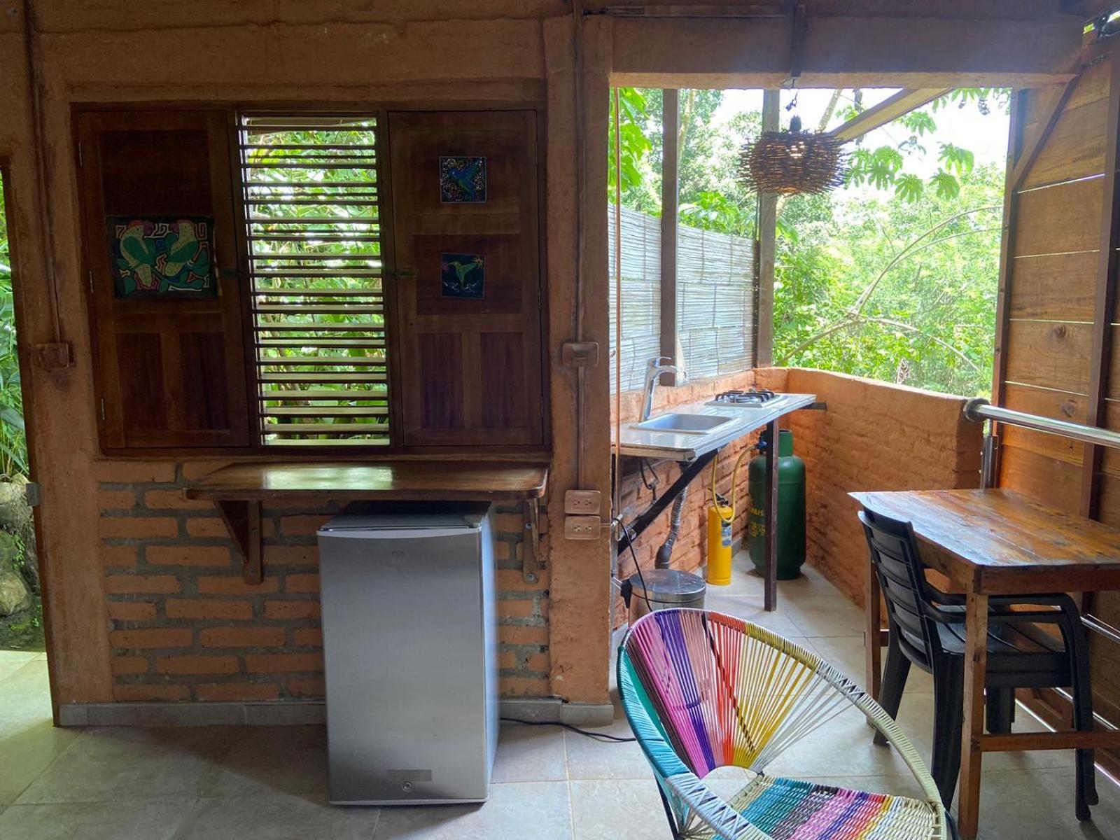Colibri Hostal مينسا المظهر الخارجي الصورة